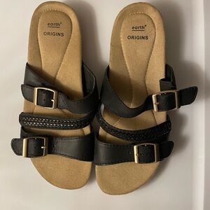 Origins women’s black Sandals